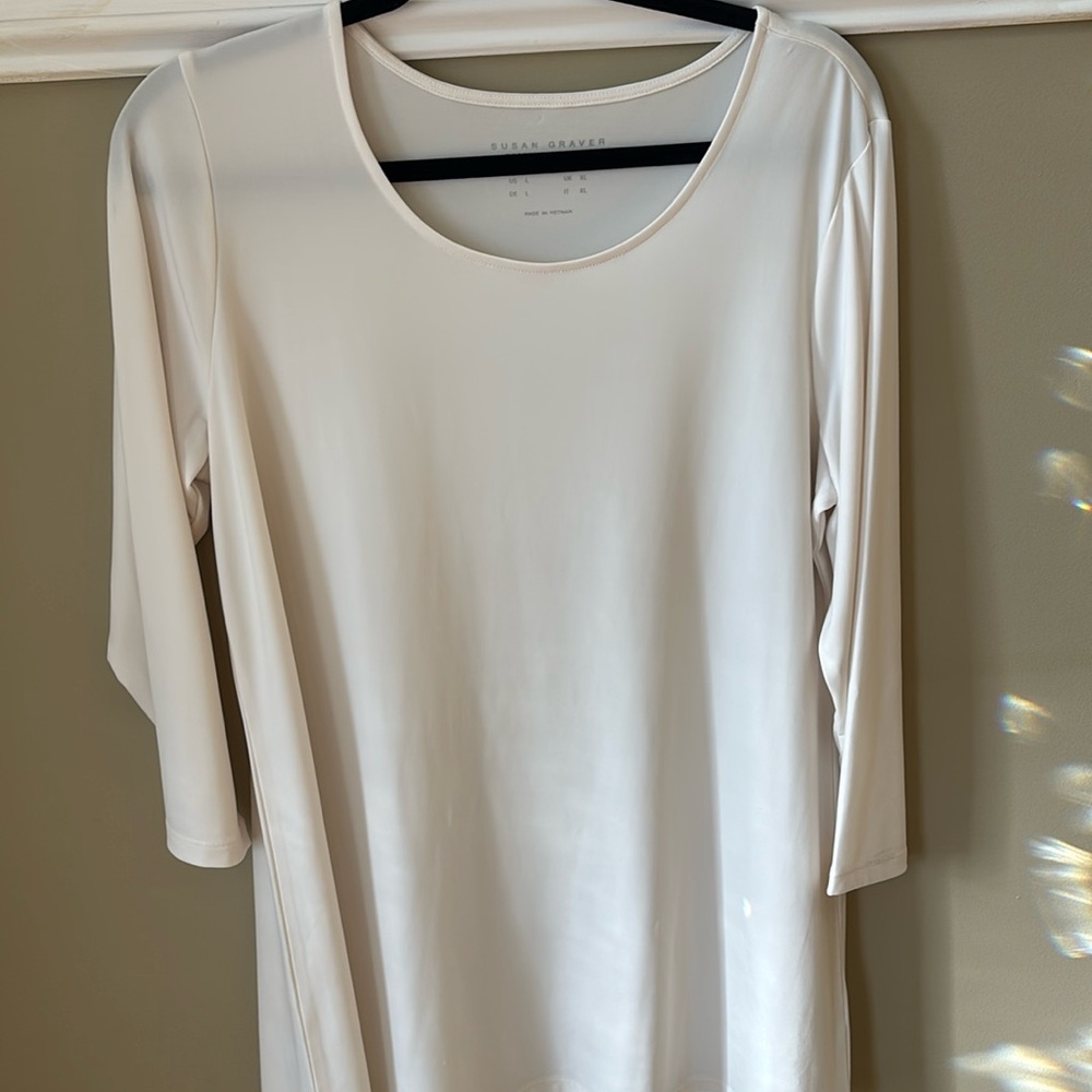 Susan graver off white top size large